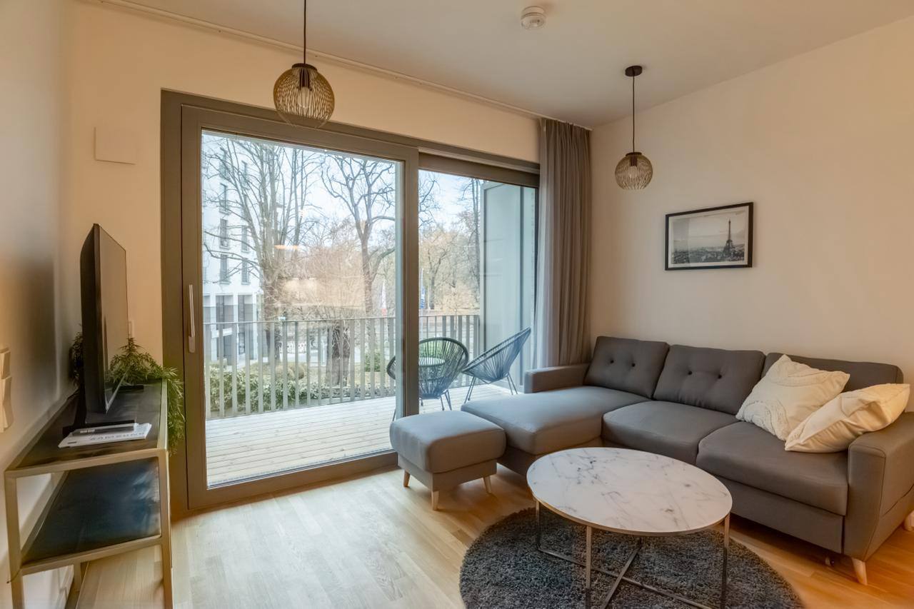 50m² 2-room flat on Landsberger Allee, Berlin