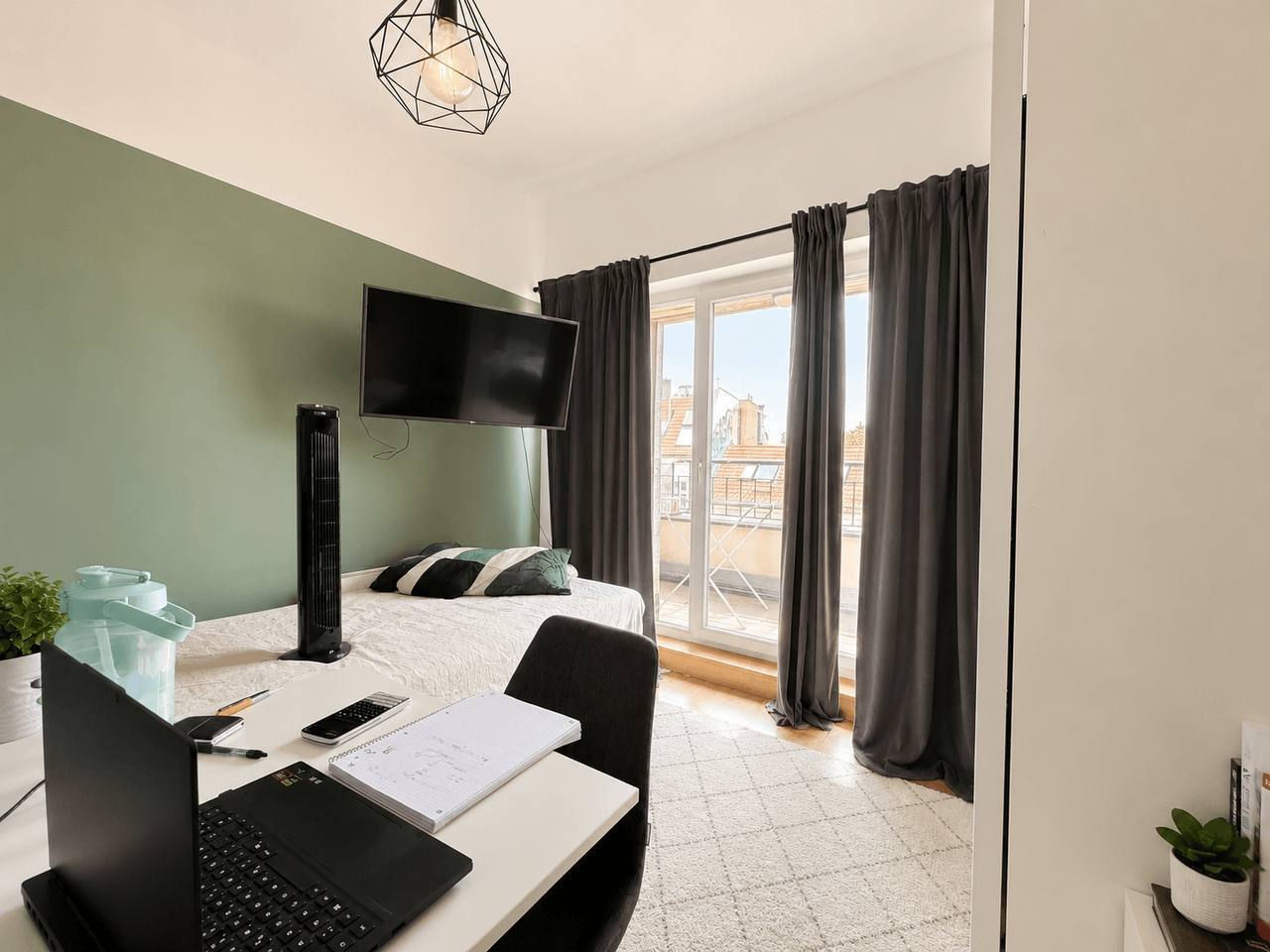 116m² 4-room flat in Friedrichshain, Berlin